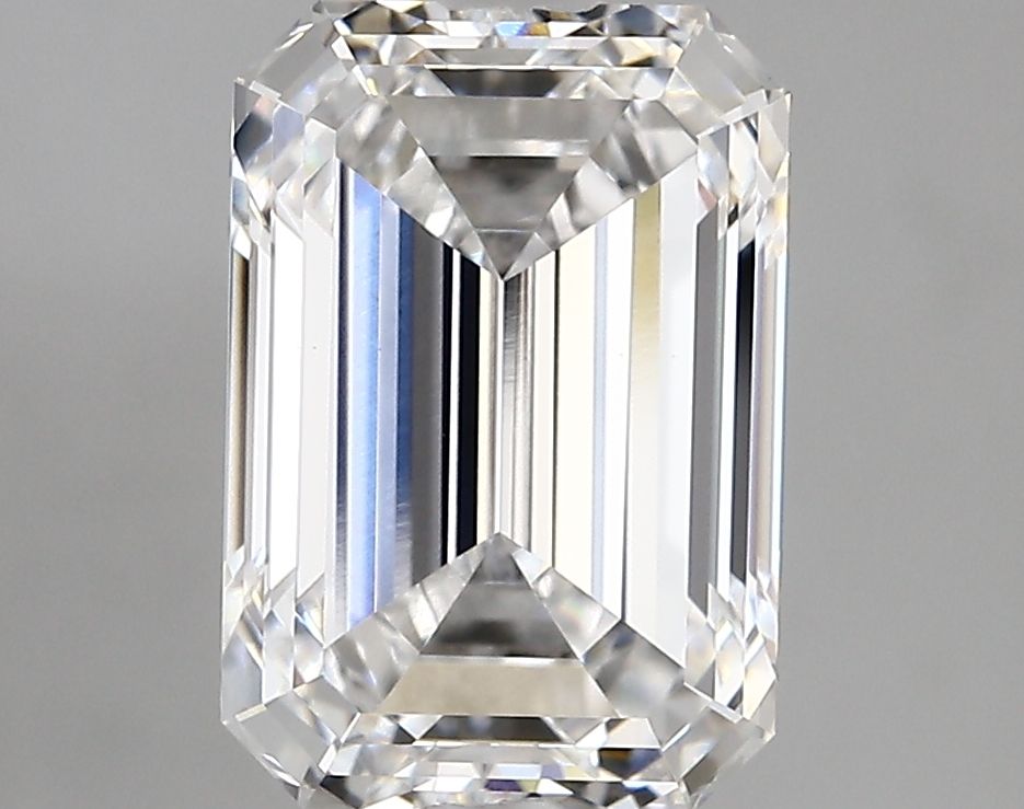 3.70 ct. emerald Lab Grown Diamond front image