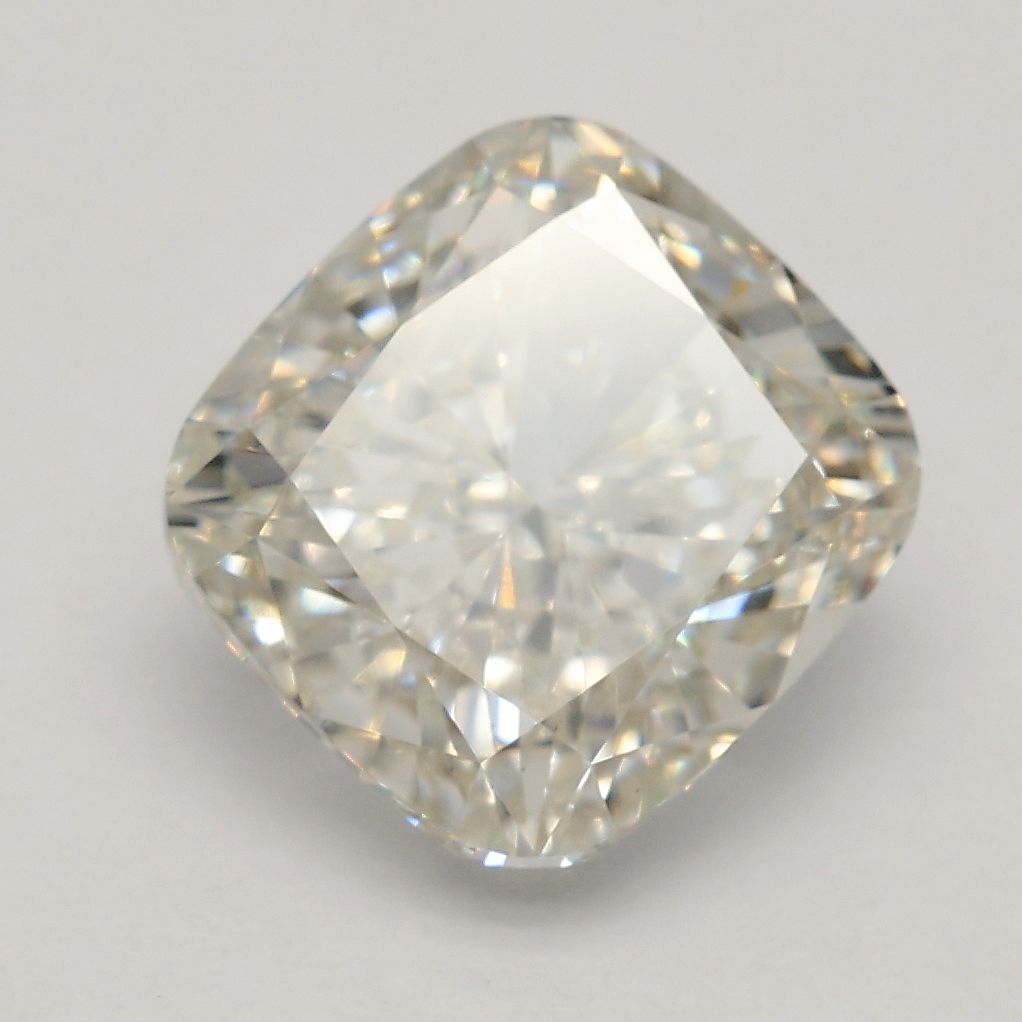 2.71 ct Cushion Brilliant diamond