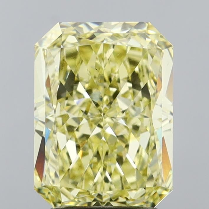 2.56 ct Radiant diamond