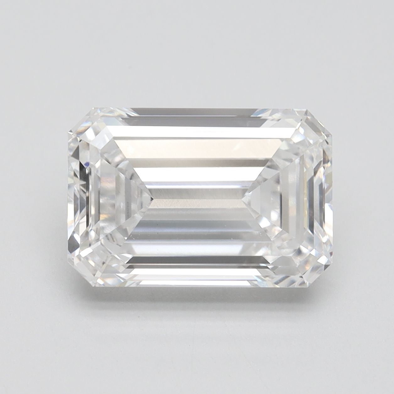 4.55 ct. emerald Lab Grown Diamond front image