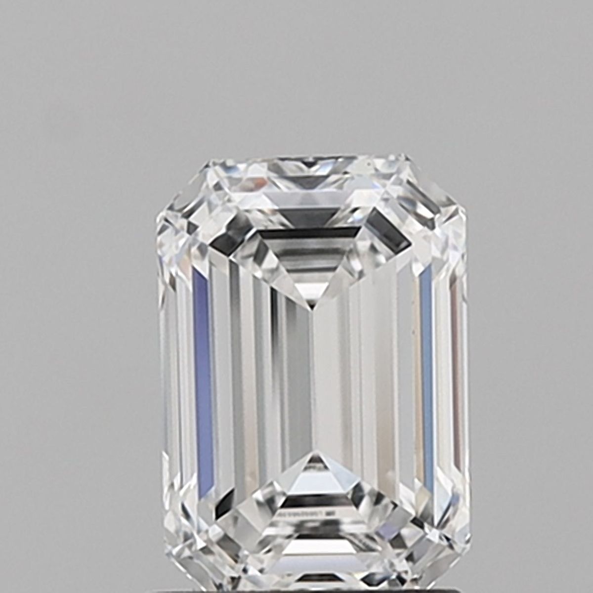 1.49 ct. emerald Lab Grown Diamond front image