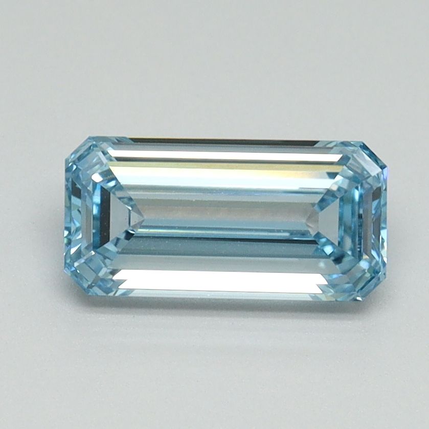 1.02 ct. emerald Lab Grown Diamond front image