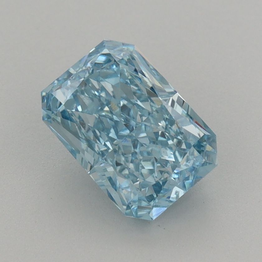 1.54 ct Radiant diamond