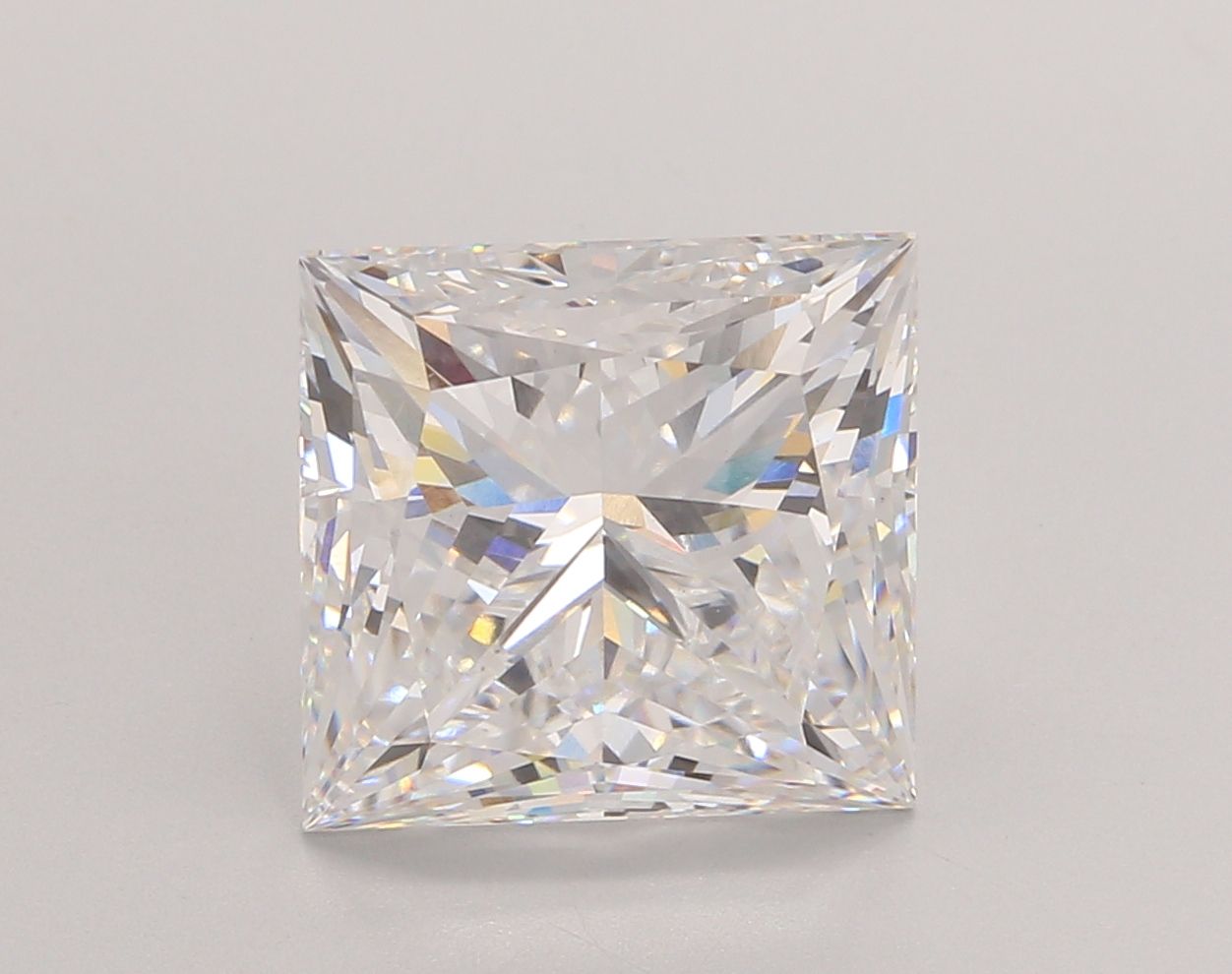 5.54 ct. princess Lab Grown Diamond front image