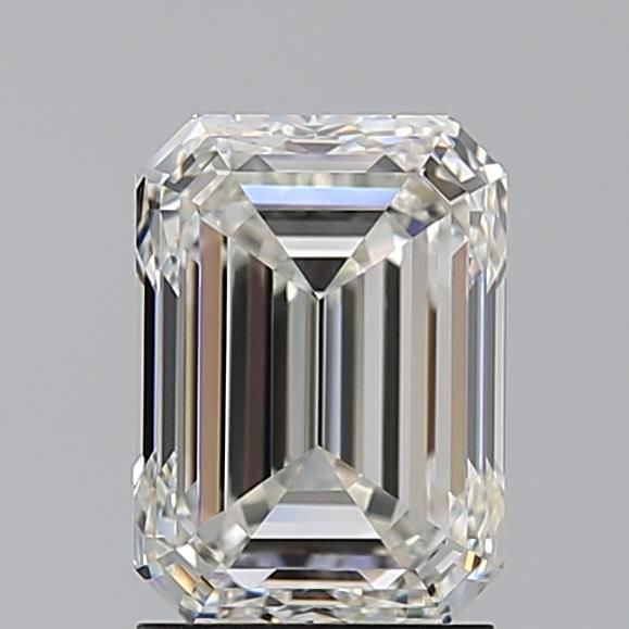 2.20 ct Emerald diamond