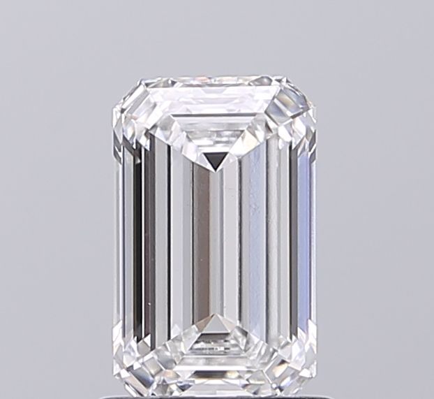 1.28 ct. emerald Lab Grown Diamond front image