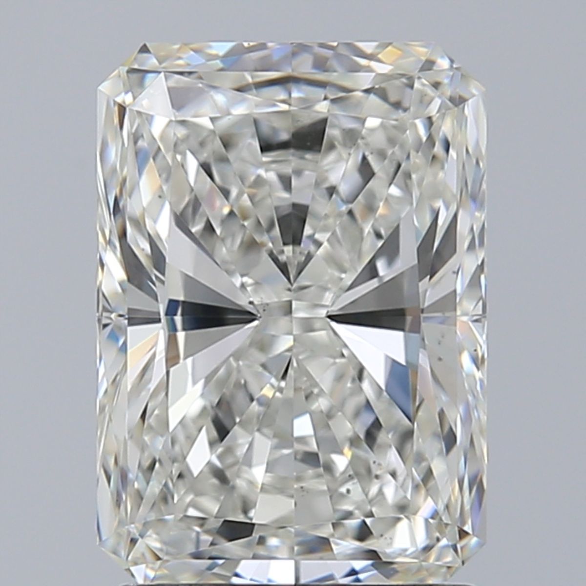 2.01 ct Radiant diamond