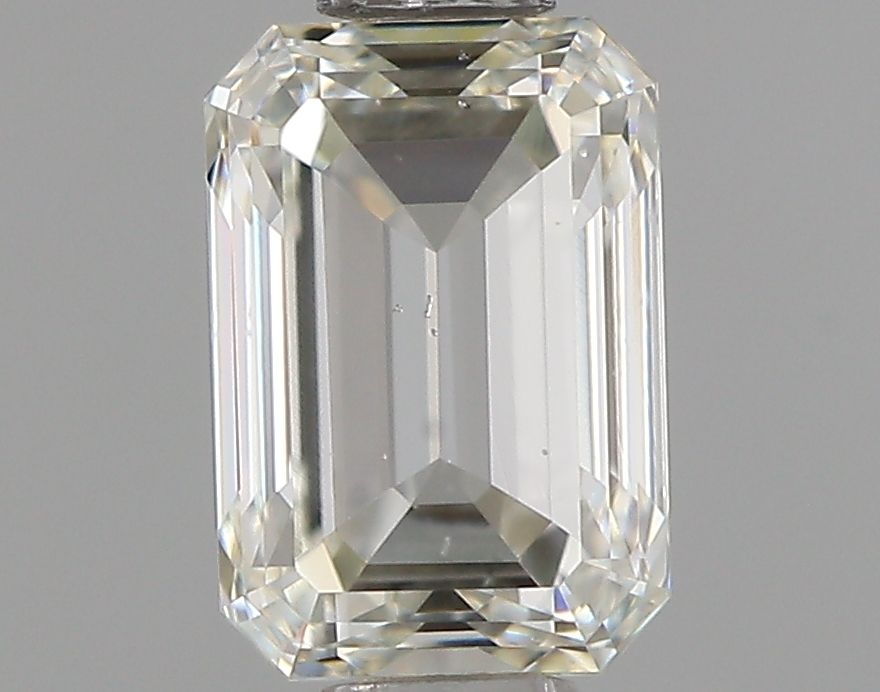 0.74 ct Emerald diamond