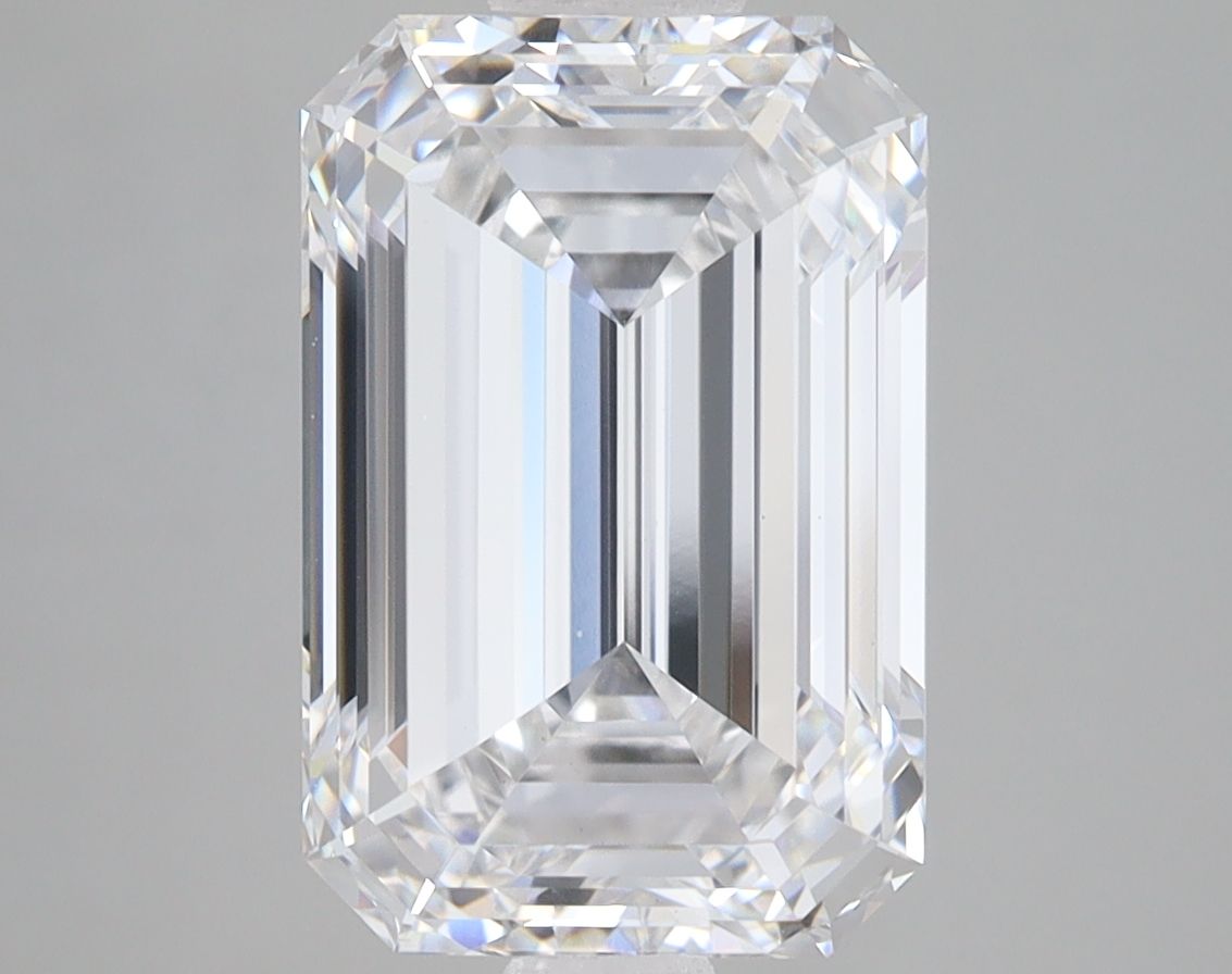5.00 ct. emerald Lab Grown Diamond front image