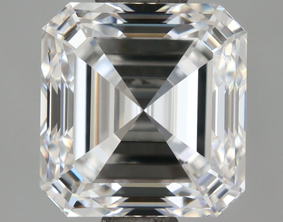 2.1 ct lab-grown Square emerald Diamond