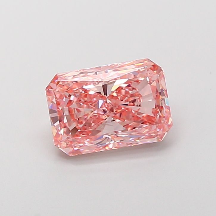 3.03 ct Radiant diamond