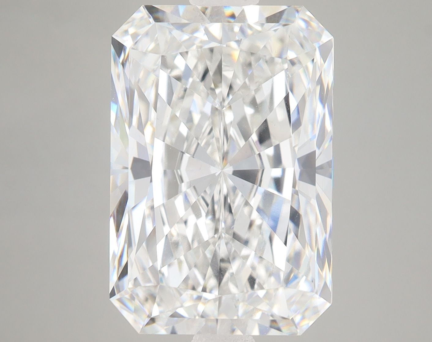 9.05 ct. radiant Lab Grown Diamond front image