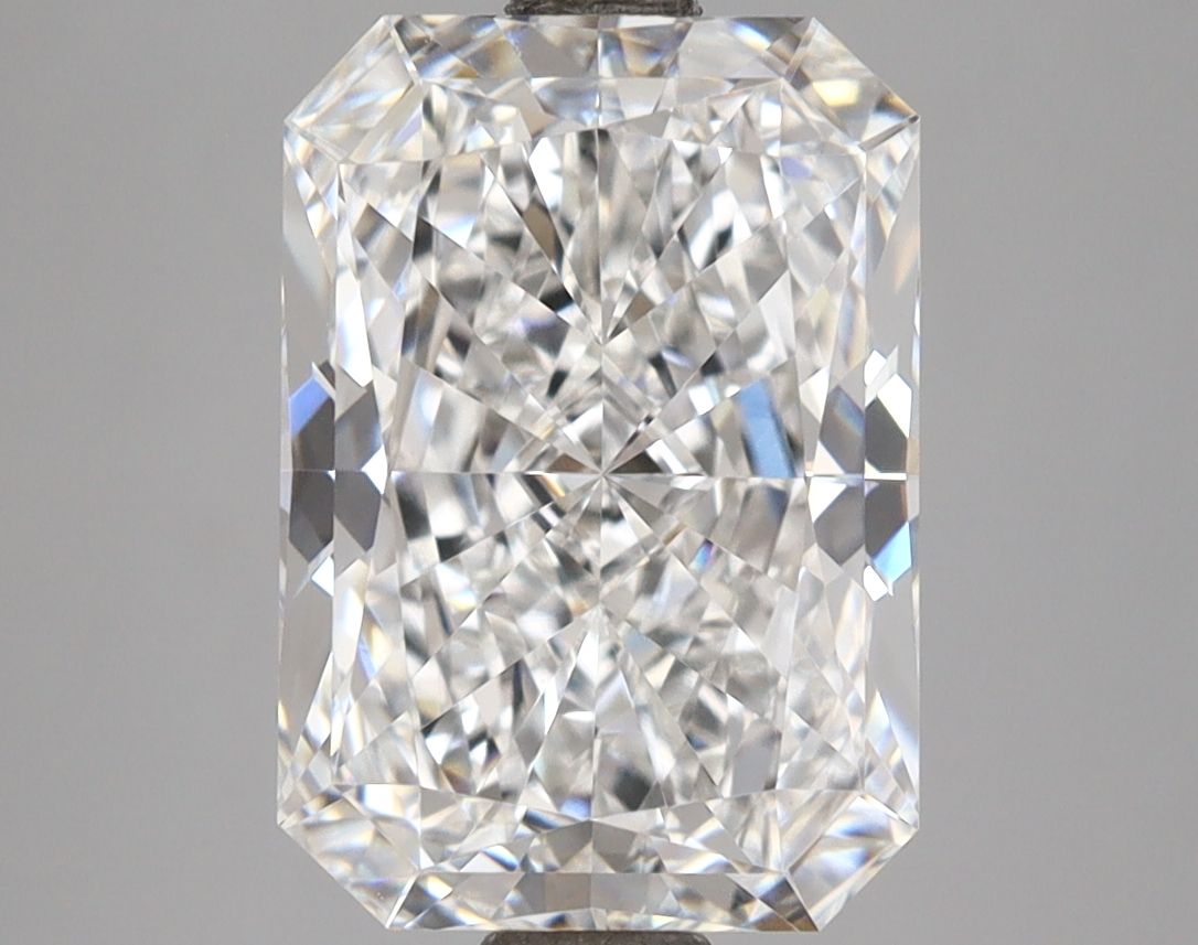 4.07 ct. radiant Lab Grown Diamond front image