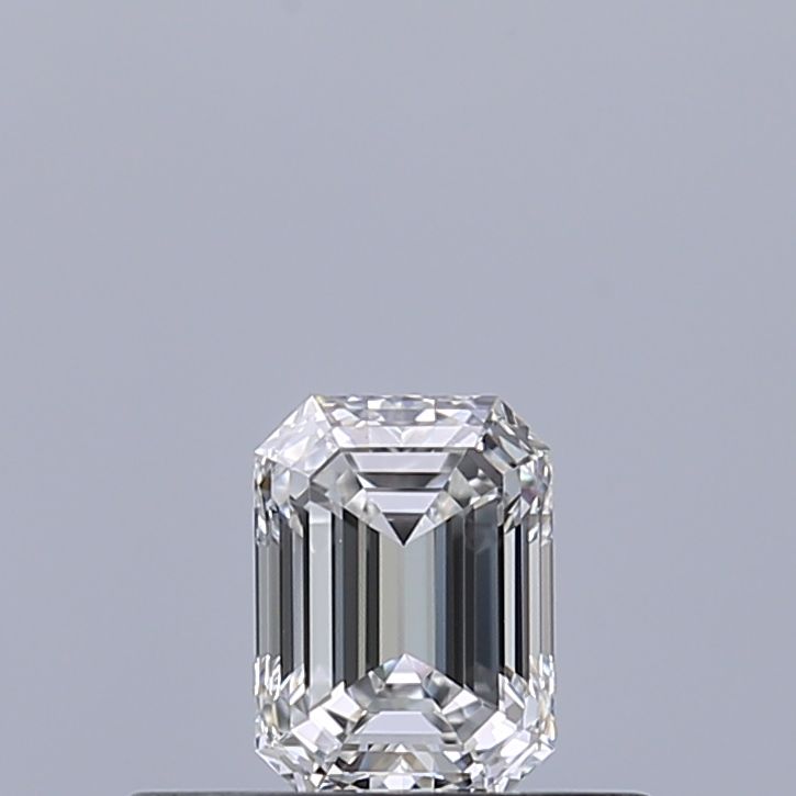 0.30 ct Emerald diamond