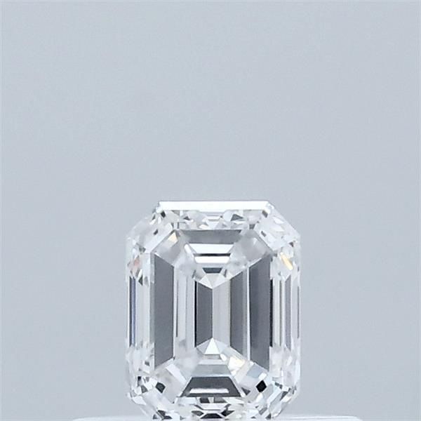 0.37 ct lab-grown Emerald Diamond