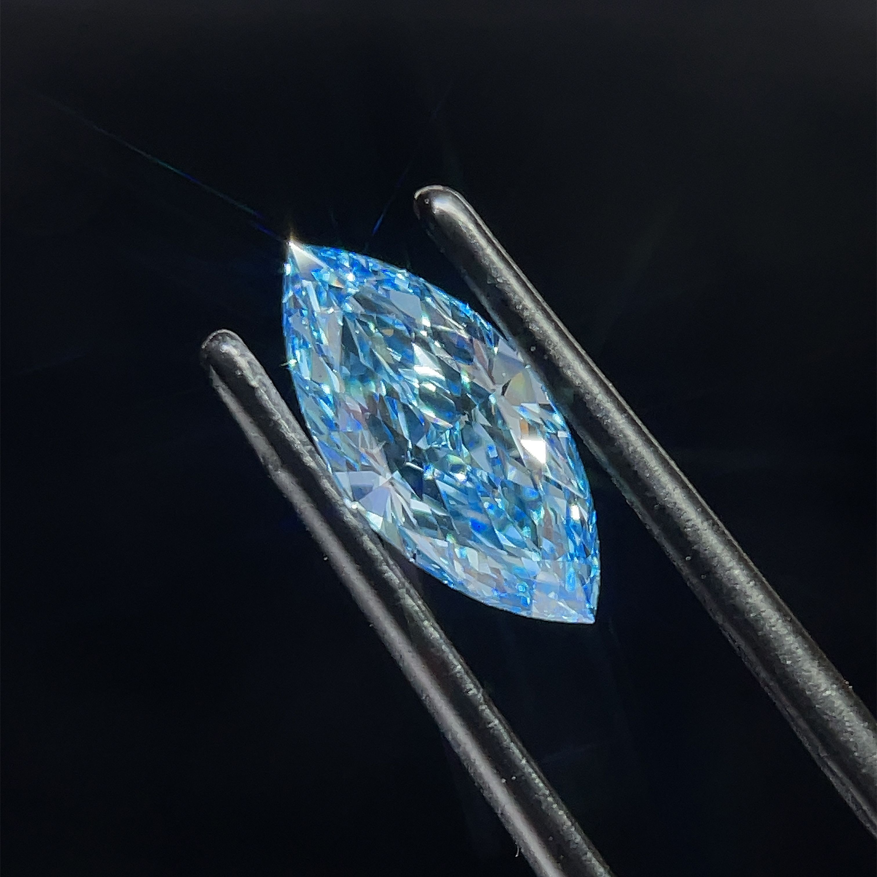 1.19 ct. marquise Lab Grown Diamond front image
