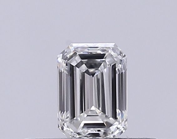 0.43 ct Emerald diamond
