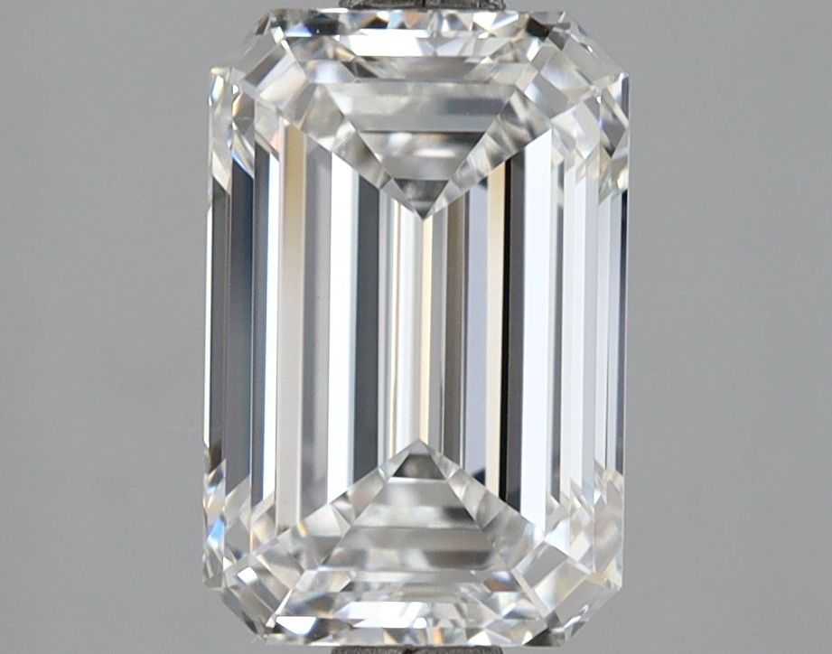 2.56 ct. emerald Lab Grown Diamond front image