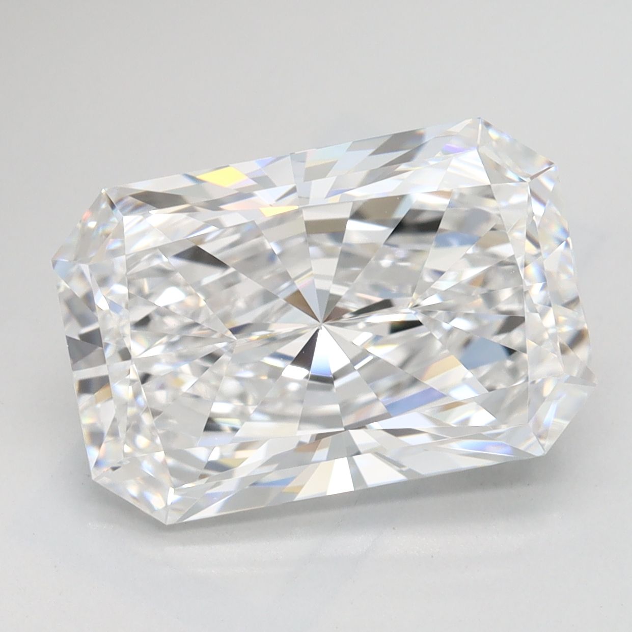 4.23 ct. radiant Lab Grown Diamond front image