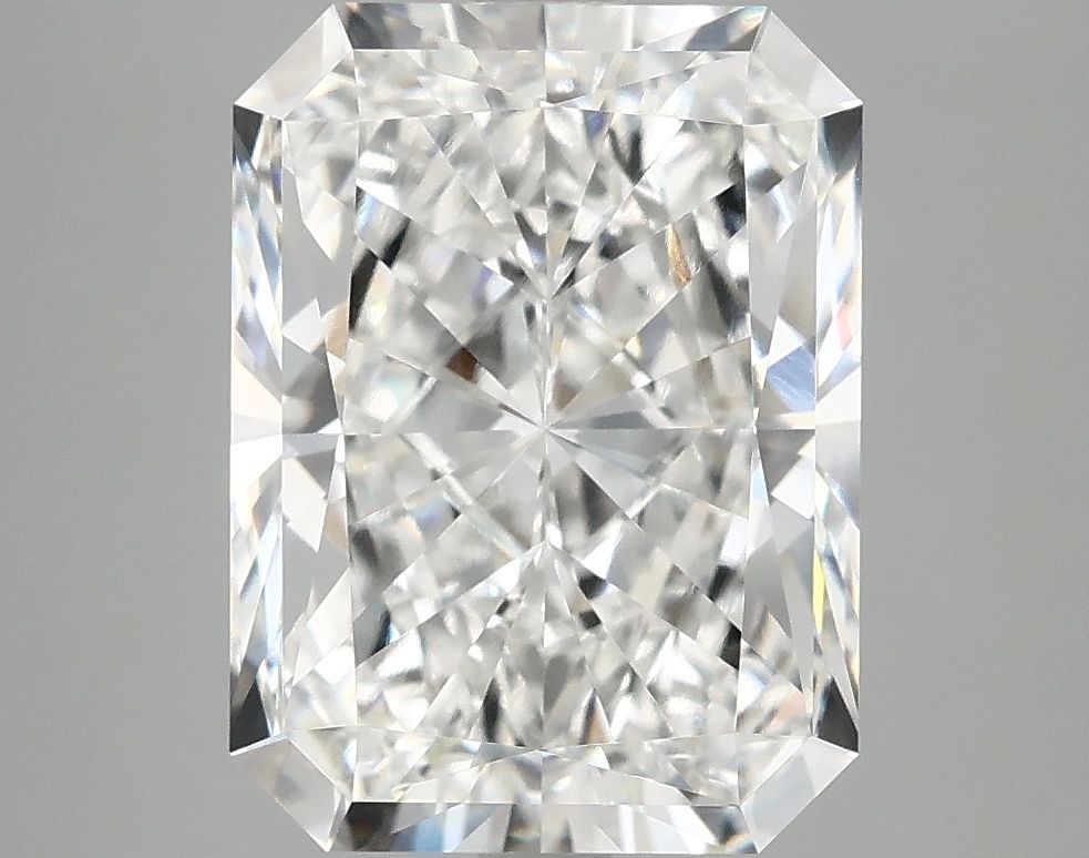 5.07 ct. radiant Lab Grown Diamond front image