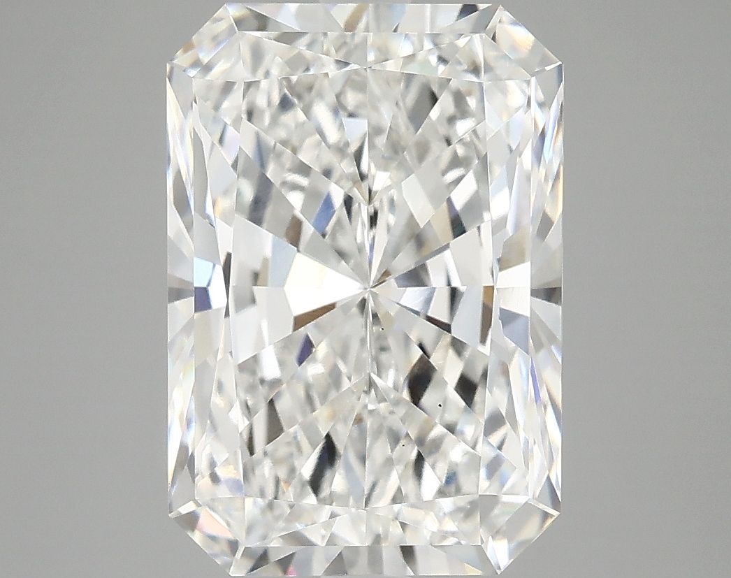 5.08 ct. radiant Lab Grown Diamond front image