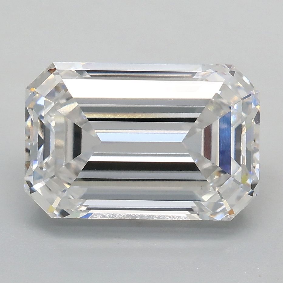 3.04 ct. emerald Lab Grown Diamond front image