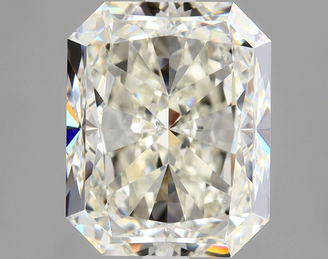 3.01ct Radiant diamond