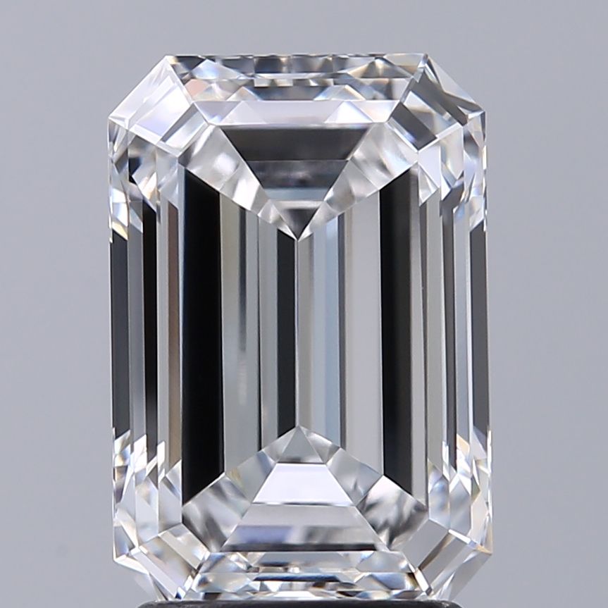 2.52 ct. emerald Lab Grown Diamond front image