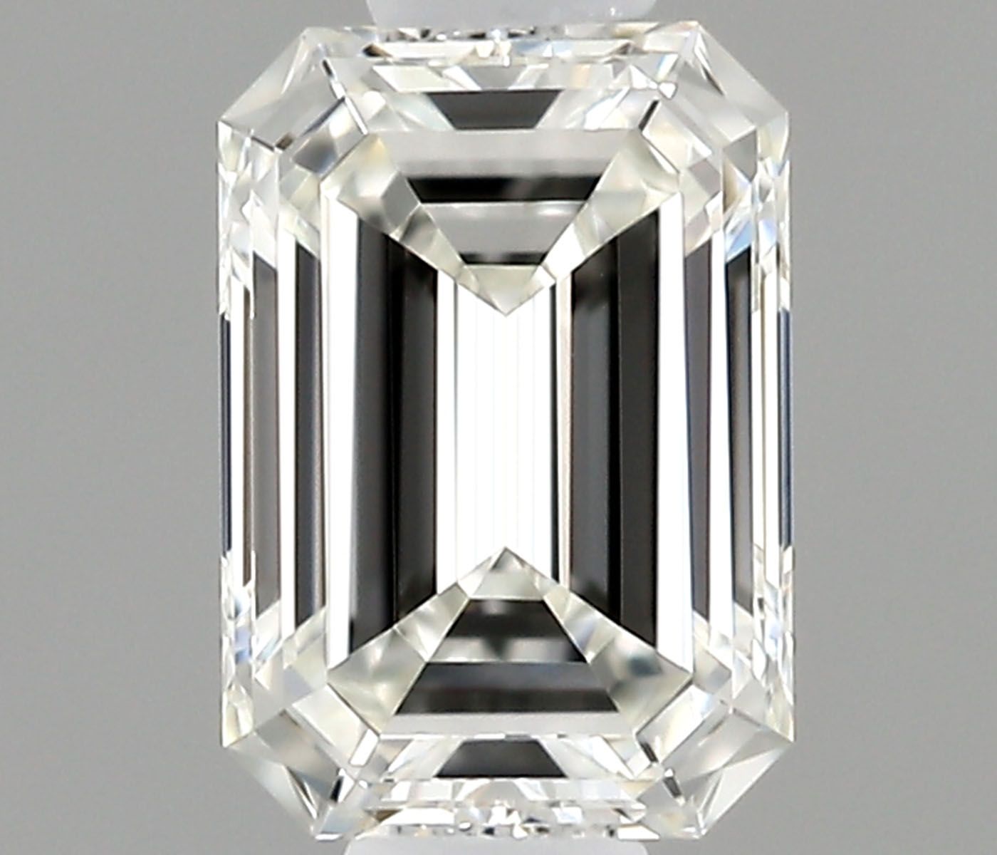 0.4 ct Emerald Diamond