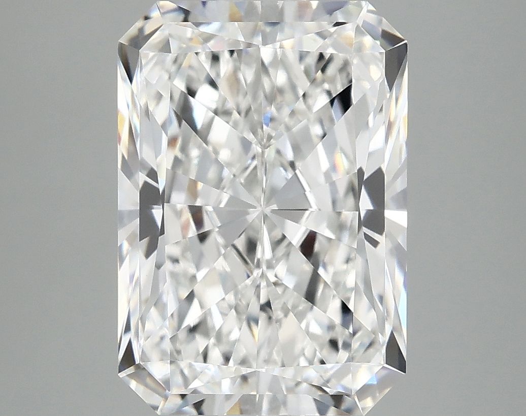 4.89 ct. radiant Lab Grown Diamond front image