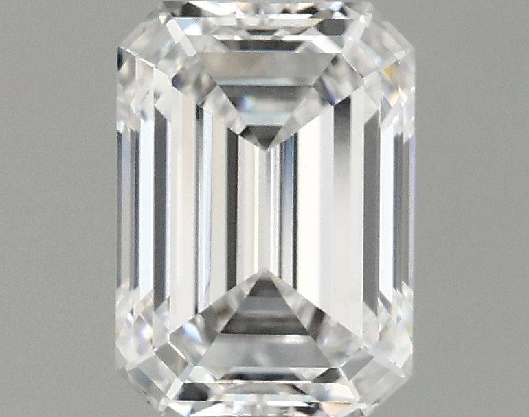 1.05 ct. emerald Lab Grown Diamond front image