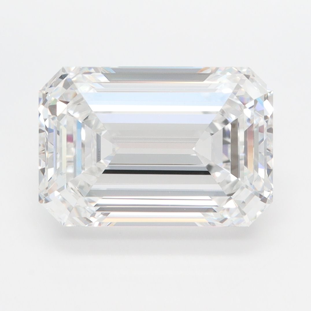 4.33 ct. emerald Lab Grown Diamond front image