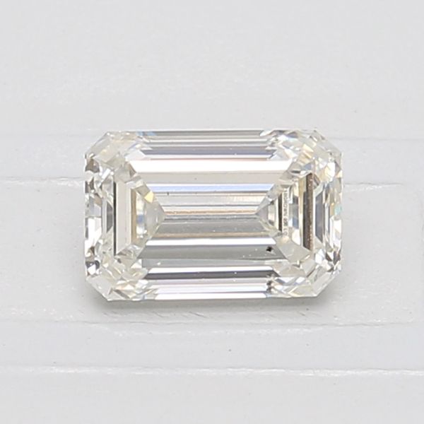 1.01 ct. emerald Lab Grown Diamond front image