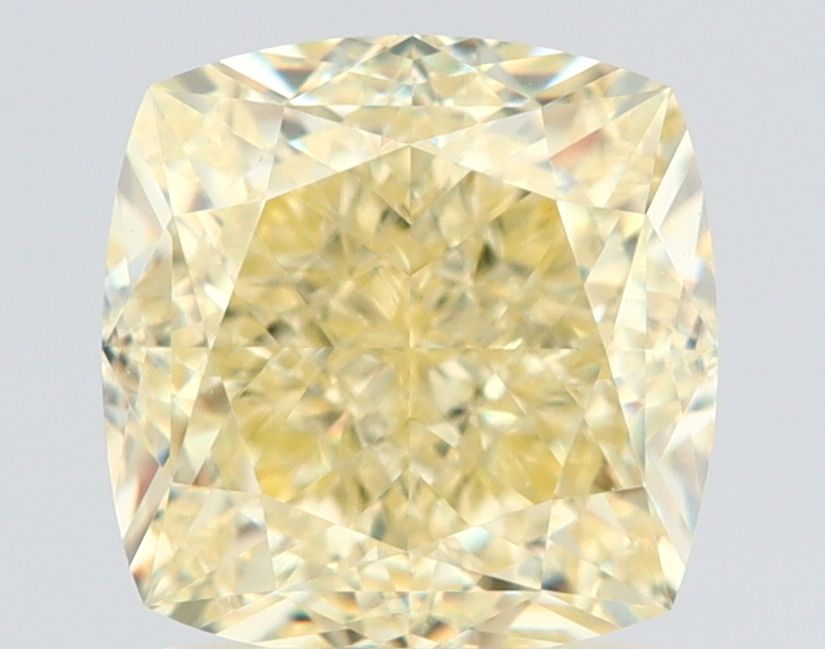 2.21 ct Cushion Brilliant diamond
