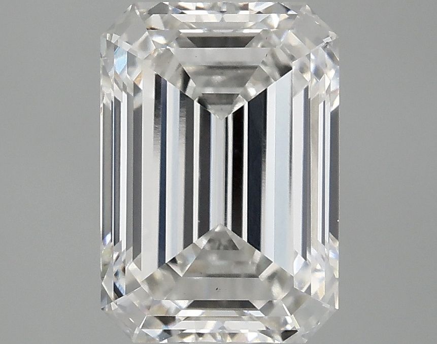 3.09 ct Emerald diamond