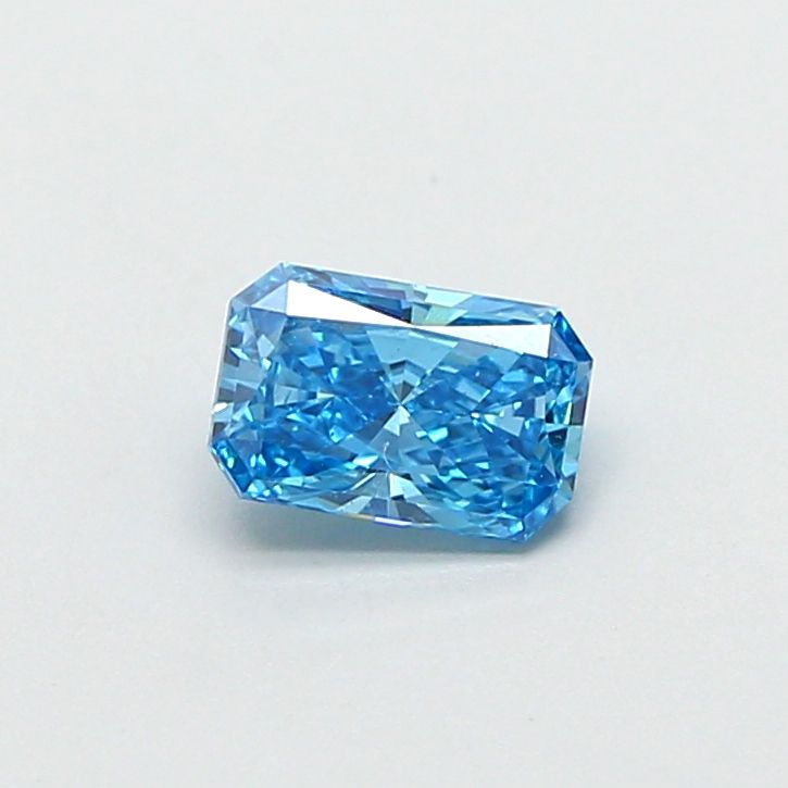 0.49 ct Radiant diamond