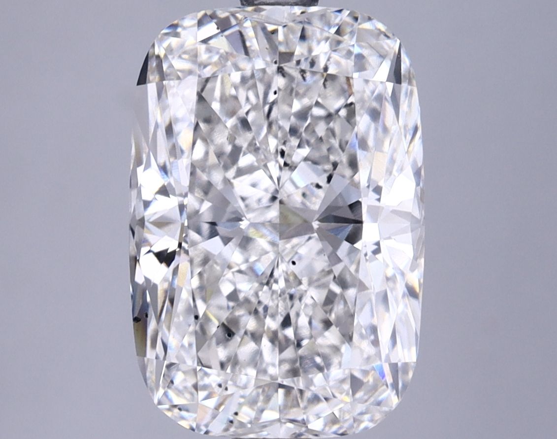 4.11 ct lab-grown Cushion brilliant Diamond