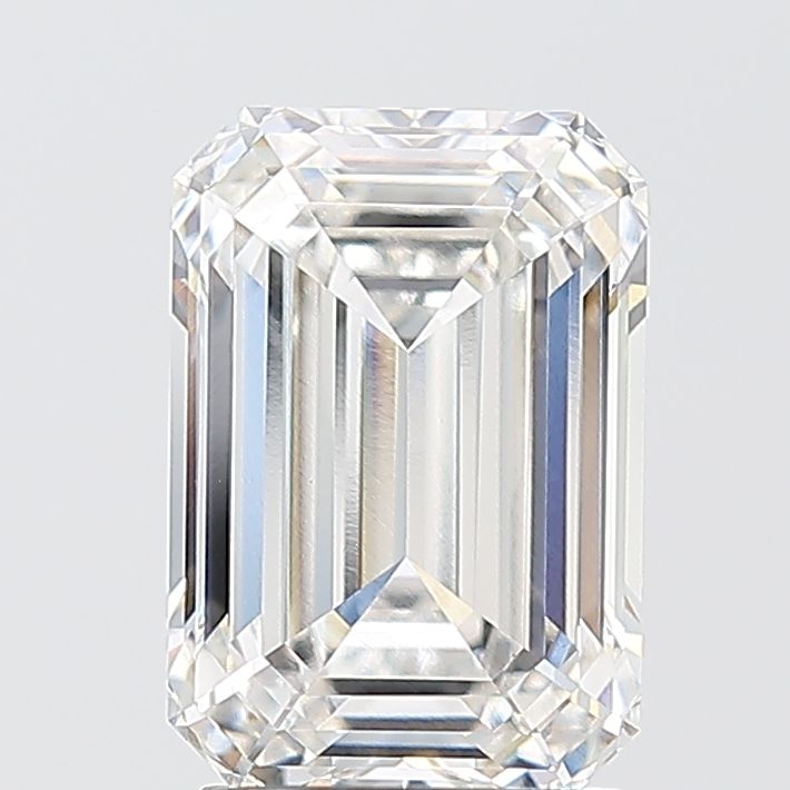 2.60 ct Emerald diamond