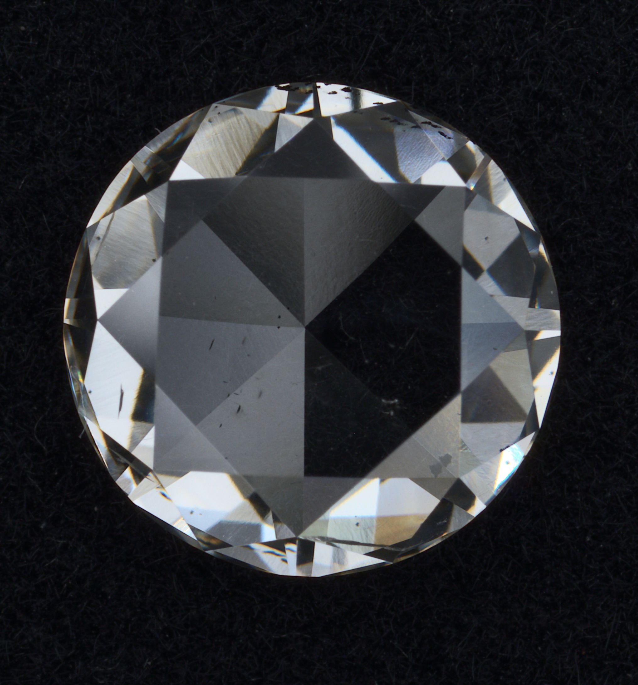 2.02 ct. round Lab Grown Diamond front image