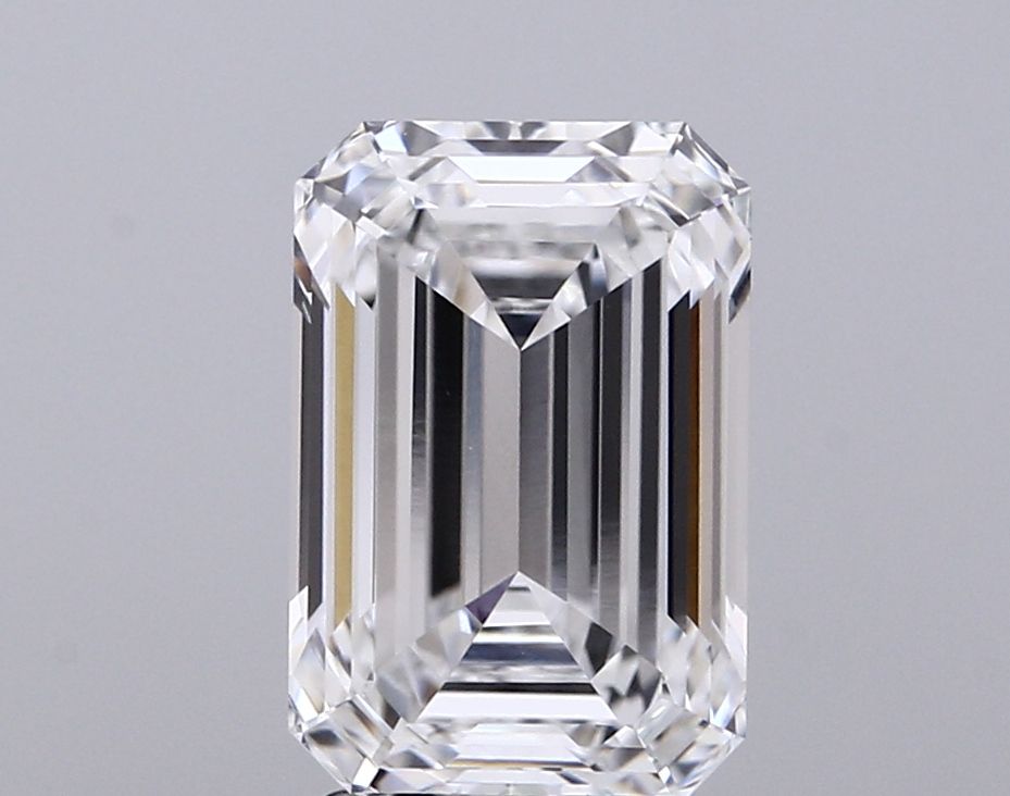 2.08 ct. emerald Lab Grown Diamond front image