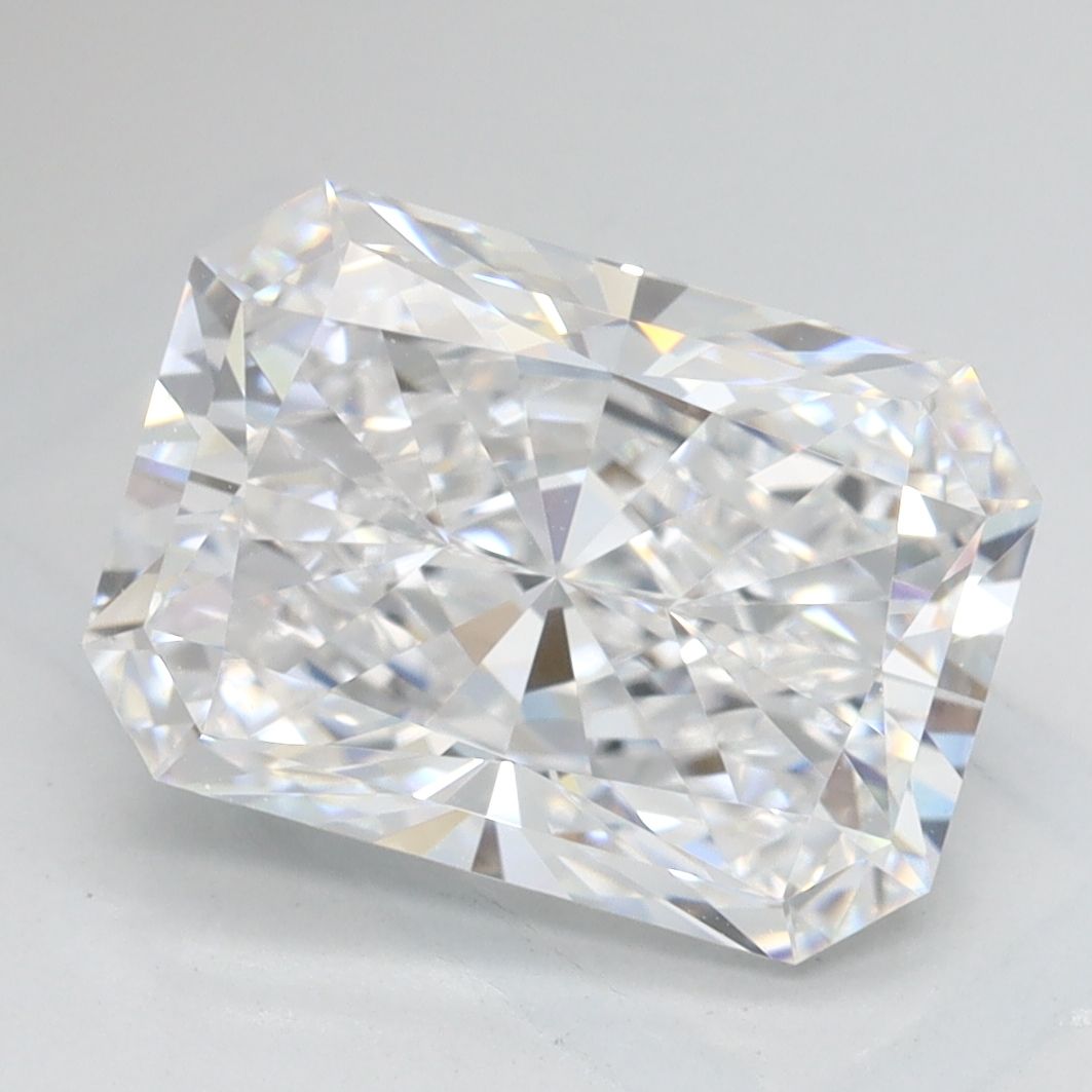 3.15 ct. radiant Lab Grown Diamond front image
