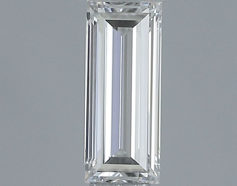 0.38 ct Baguette diamond
