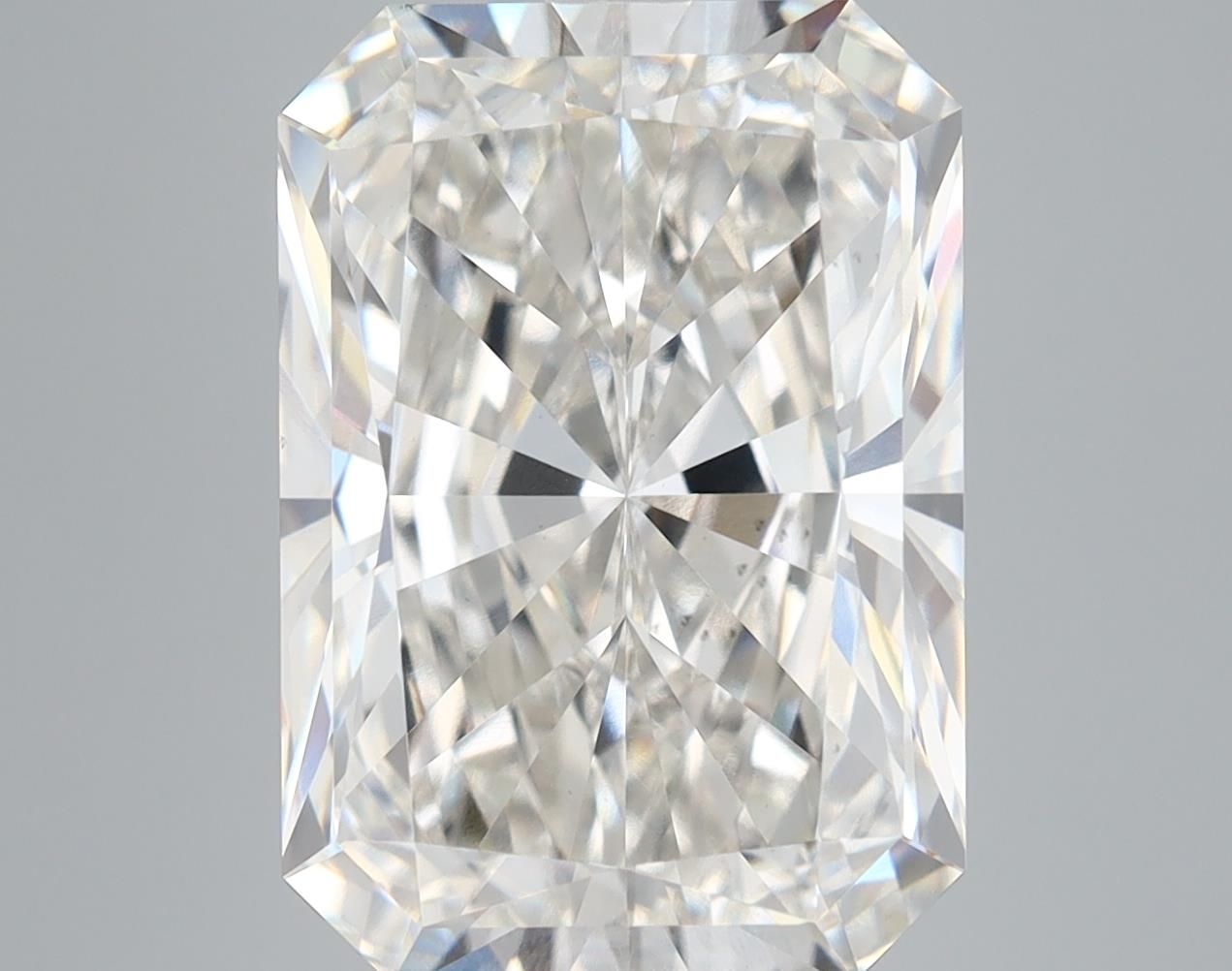 7.72 ct. radiant Lab Grown Diamond front image
