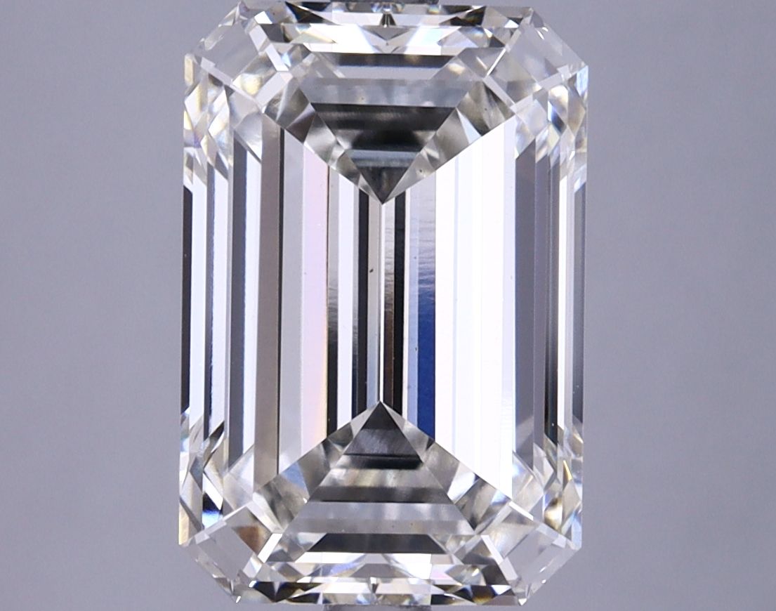4.74 ct. emerald Lab Grown Diamond front image
