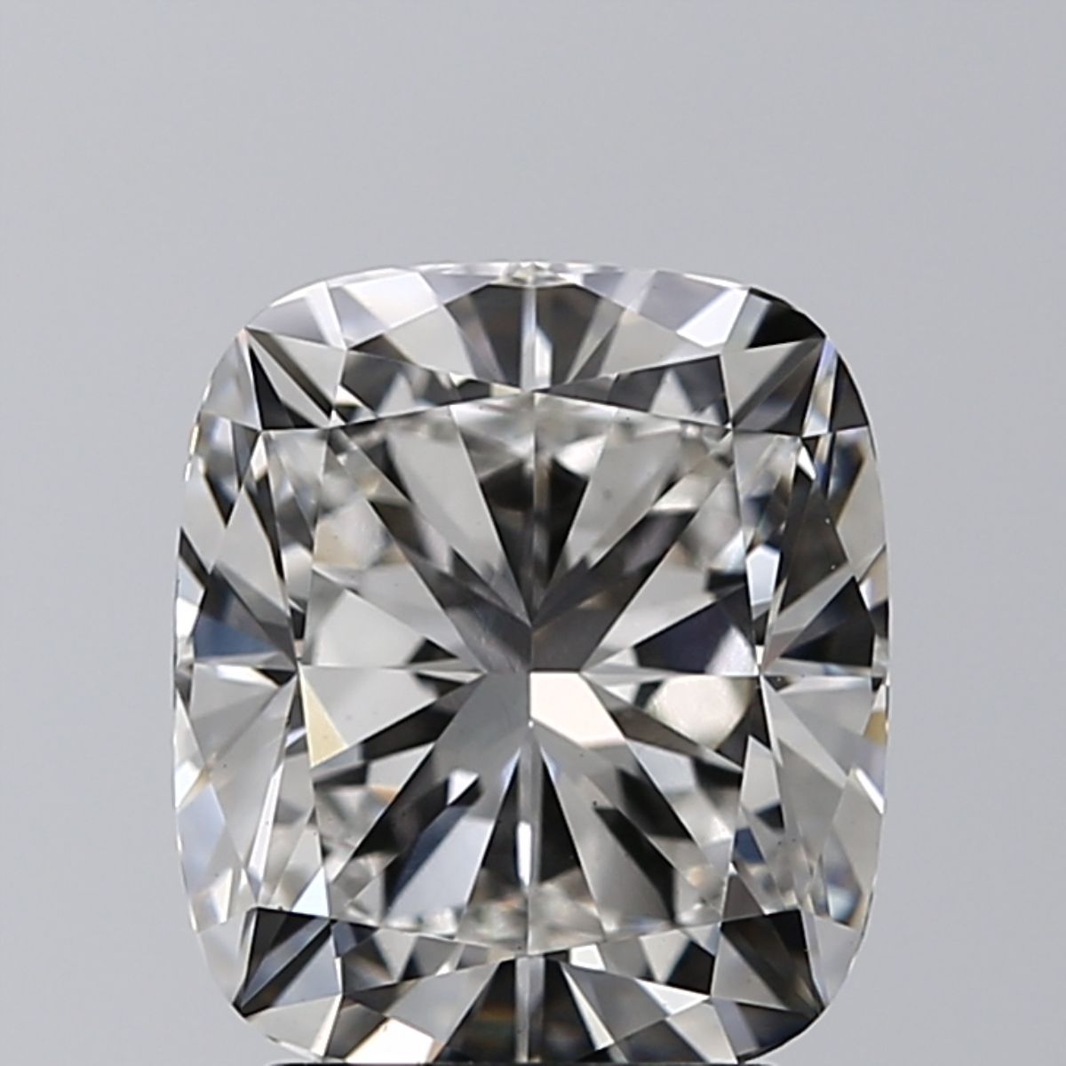 2.56 ct Cushion Brilliant diamond