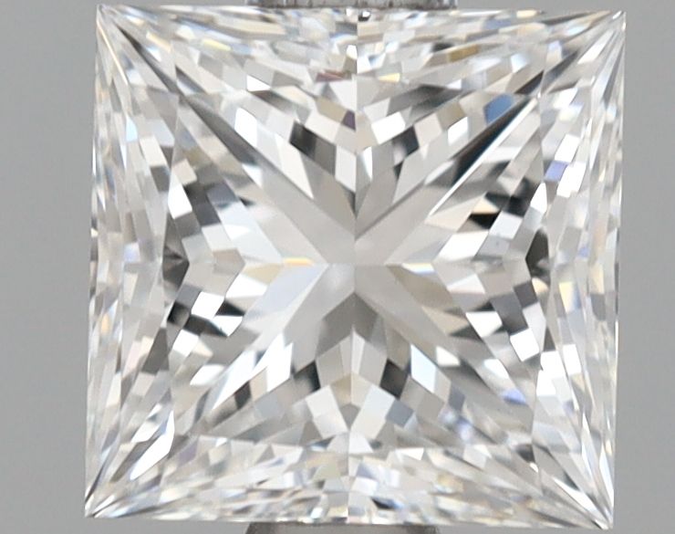 1.1 ct lab-grown Princess Diamond