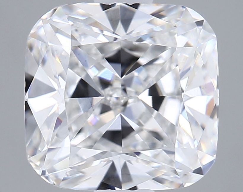1.55 ct lab-grown Cushion modified Diamond