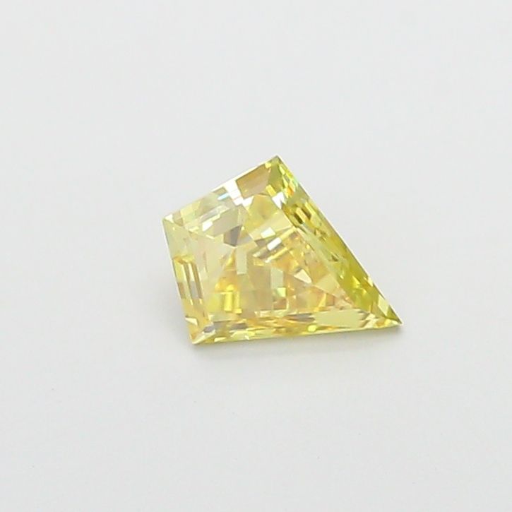 0.82 CT Fancy Yellow KITE