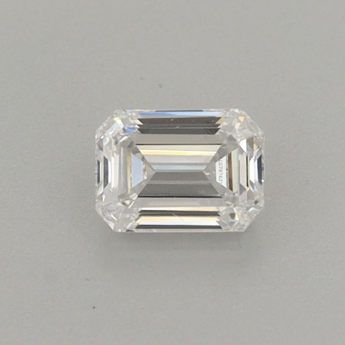 0.39 ct lab-grown Emerald Diamond