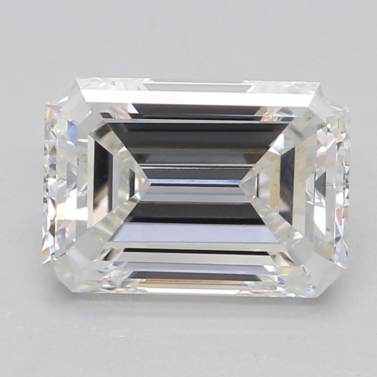 1.53 ct. emerald Lab Grown Diamond front image